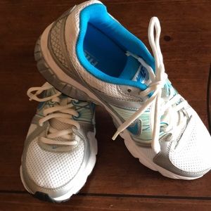 Nike Cushioning FIT Sole